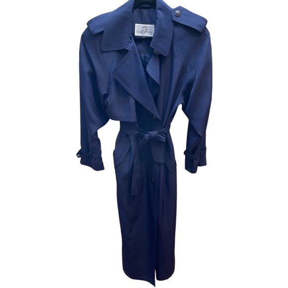 UTEX for LAURA petite trench coat in navy size 12p. In EUC. Lots of nice button - Picture 2 of 5